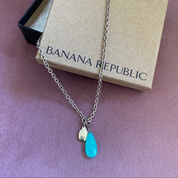 BANANA REPUBLIC BLUE TEARDROP NECKLACE